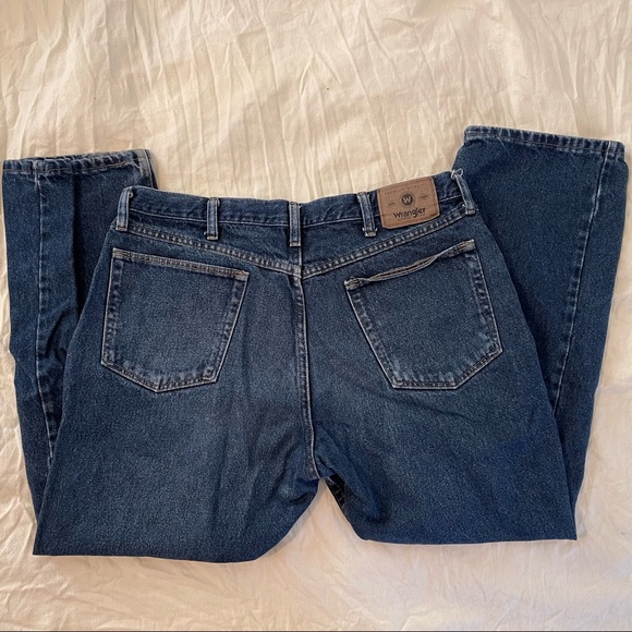 Men’s Wranglers 36x29. Note condition of bottom hem - Picture 2 of 7